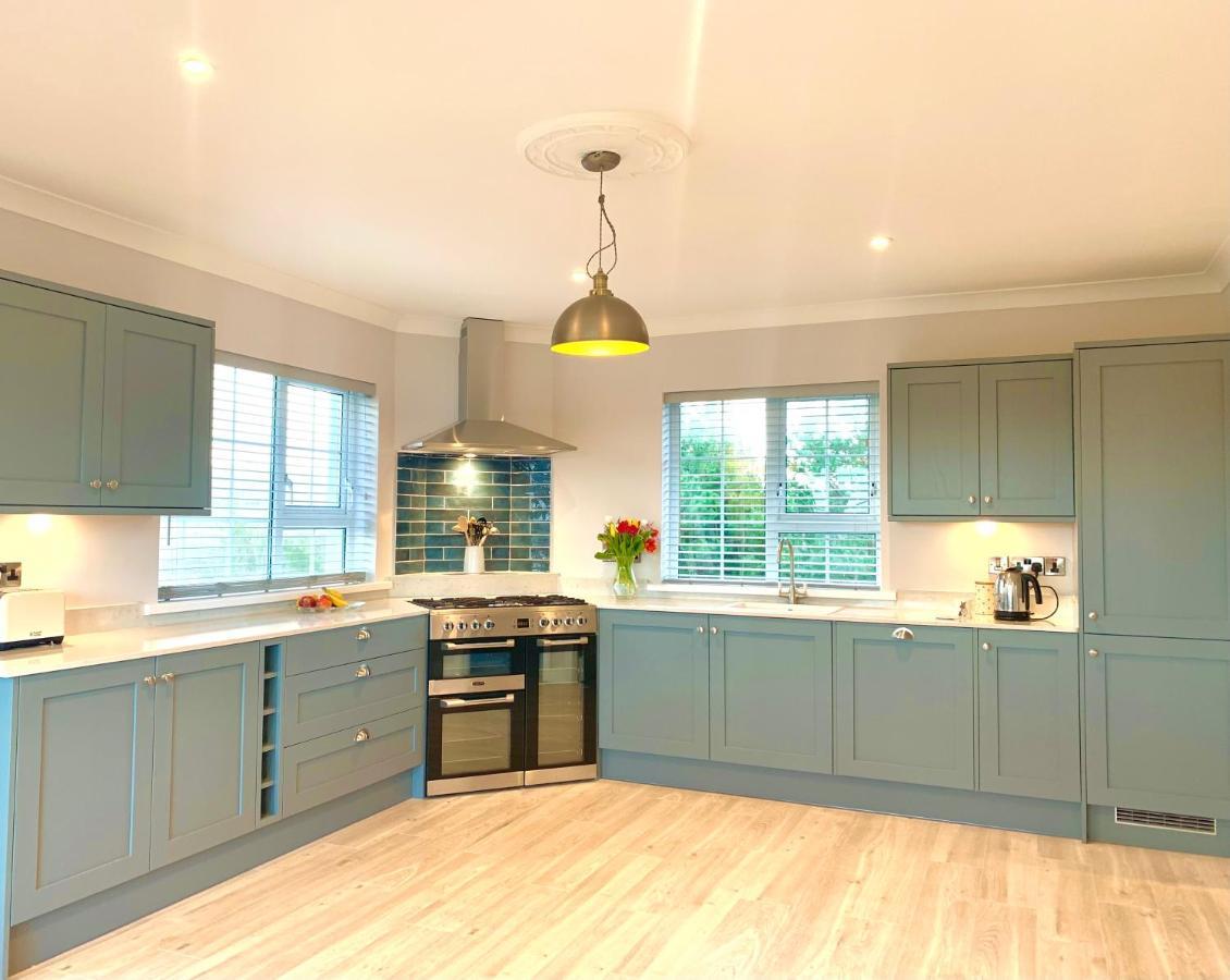 The Lake House Dungloe Luaran gambar
